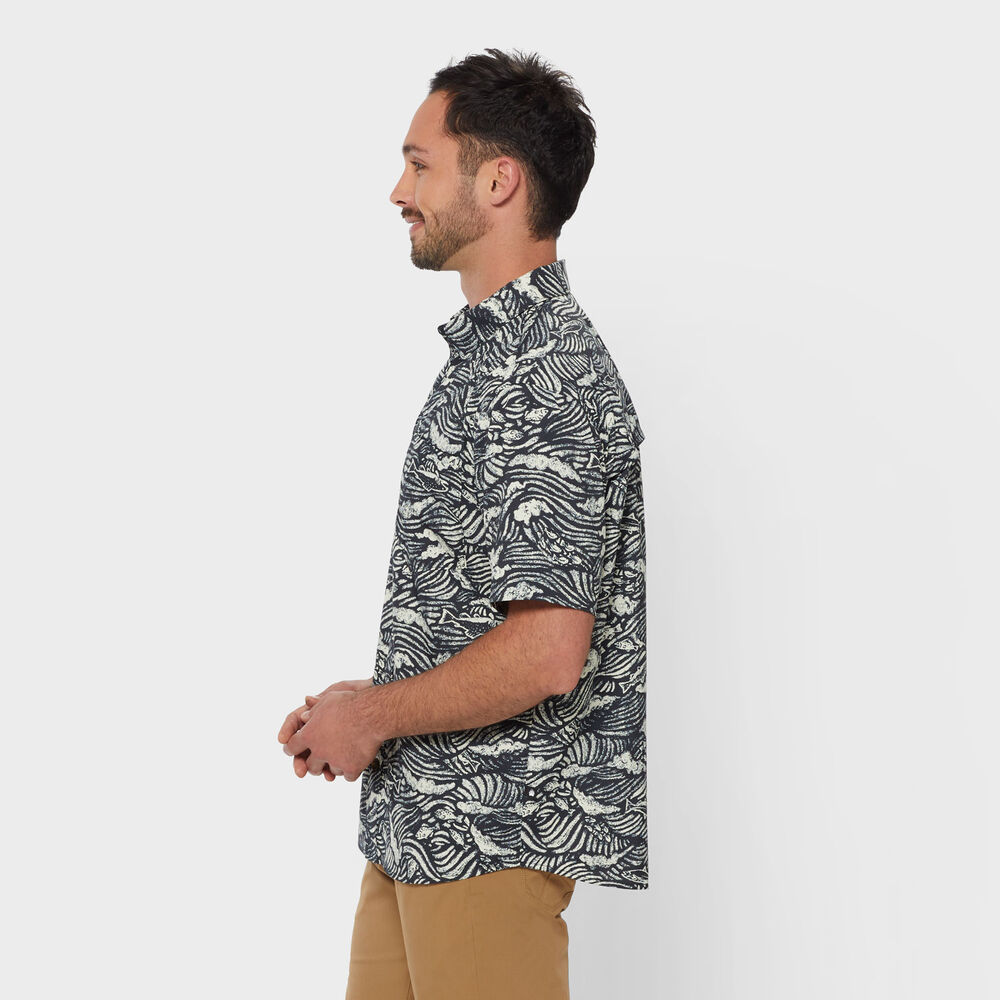 Men's AKHG Mountain Stream Relaxed Fit Short Sleeve Shirt Main Image