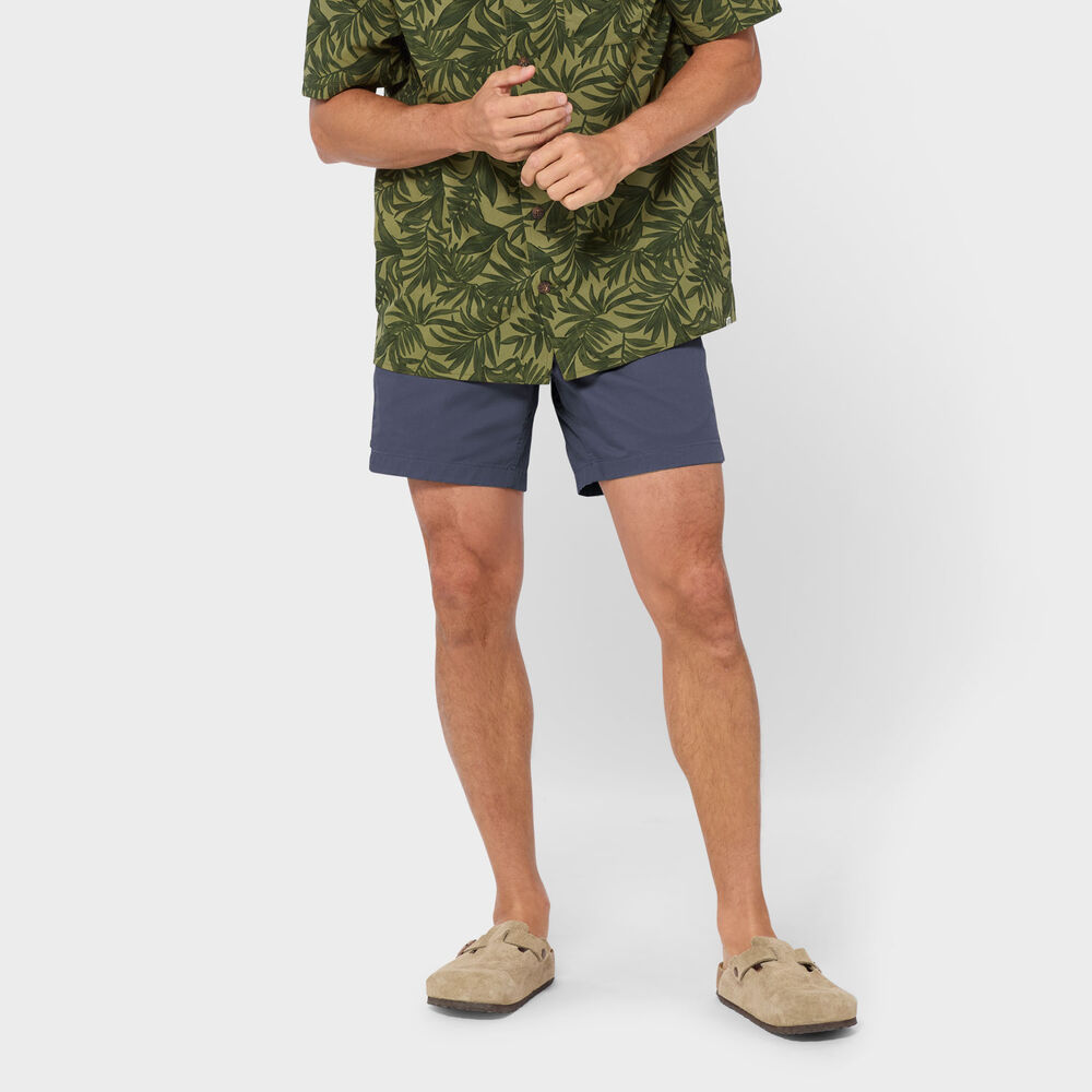 Men's BBQ Standard Fit 7'' Shorts Main Image