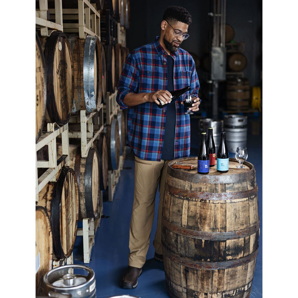 Men's Flexpedition Standard Fit Cargo Pants Main Image