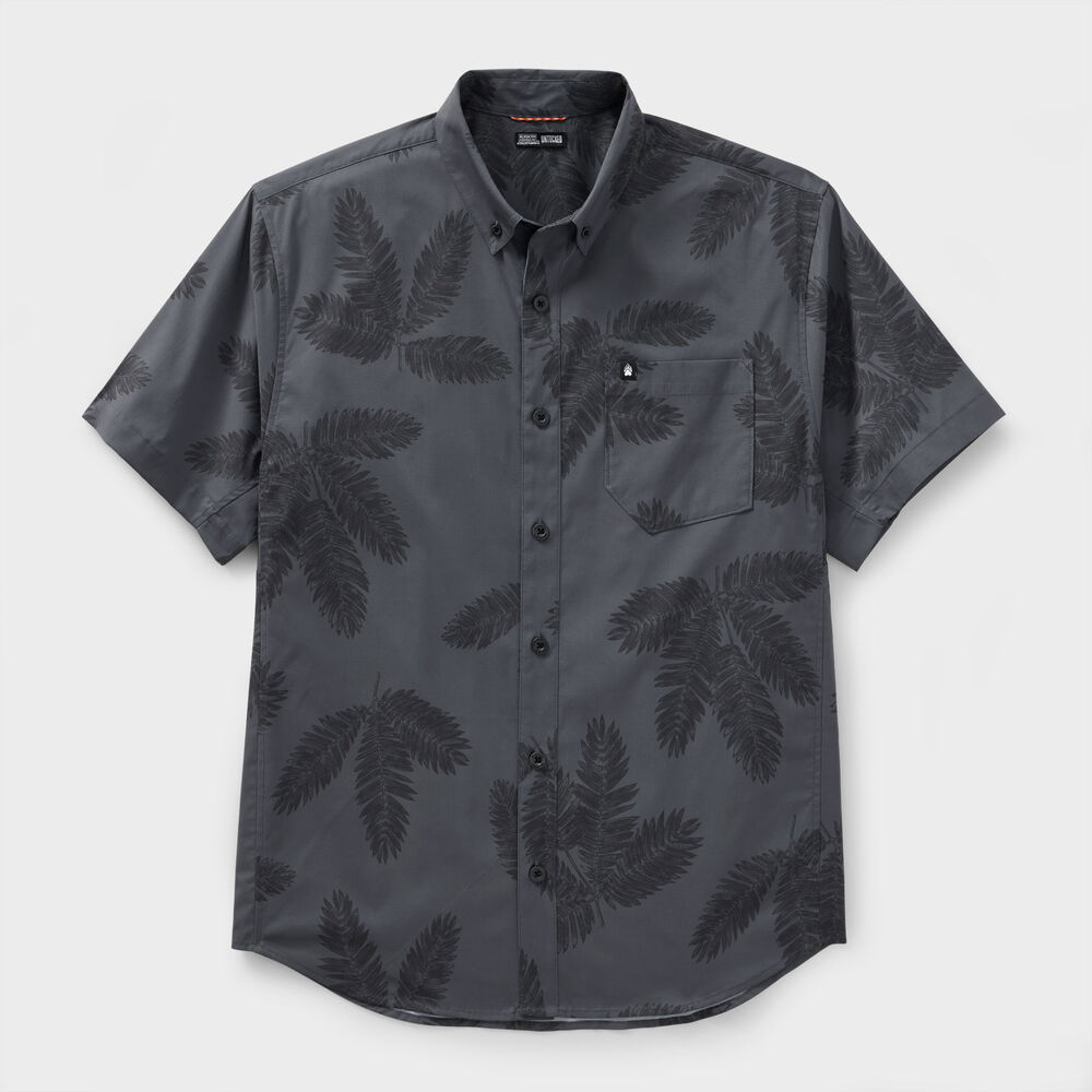 Men's AKHG Ventech Relaxed Fit Short Sleeve Shirt Main Image