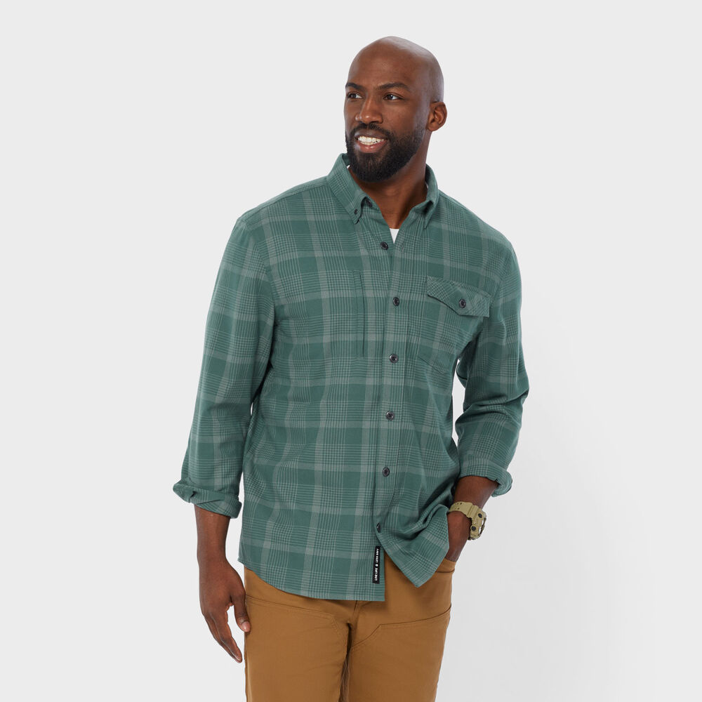 Men's AKHG Boar's Nest Relaxed Fit Flannel Shirt Main Image