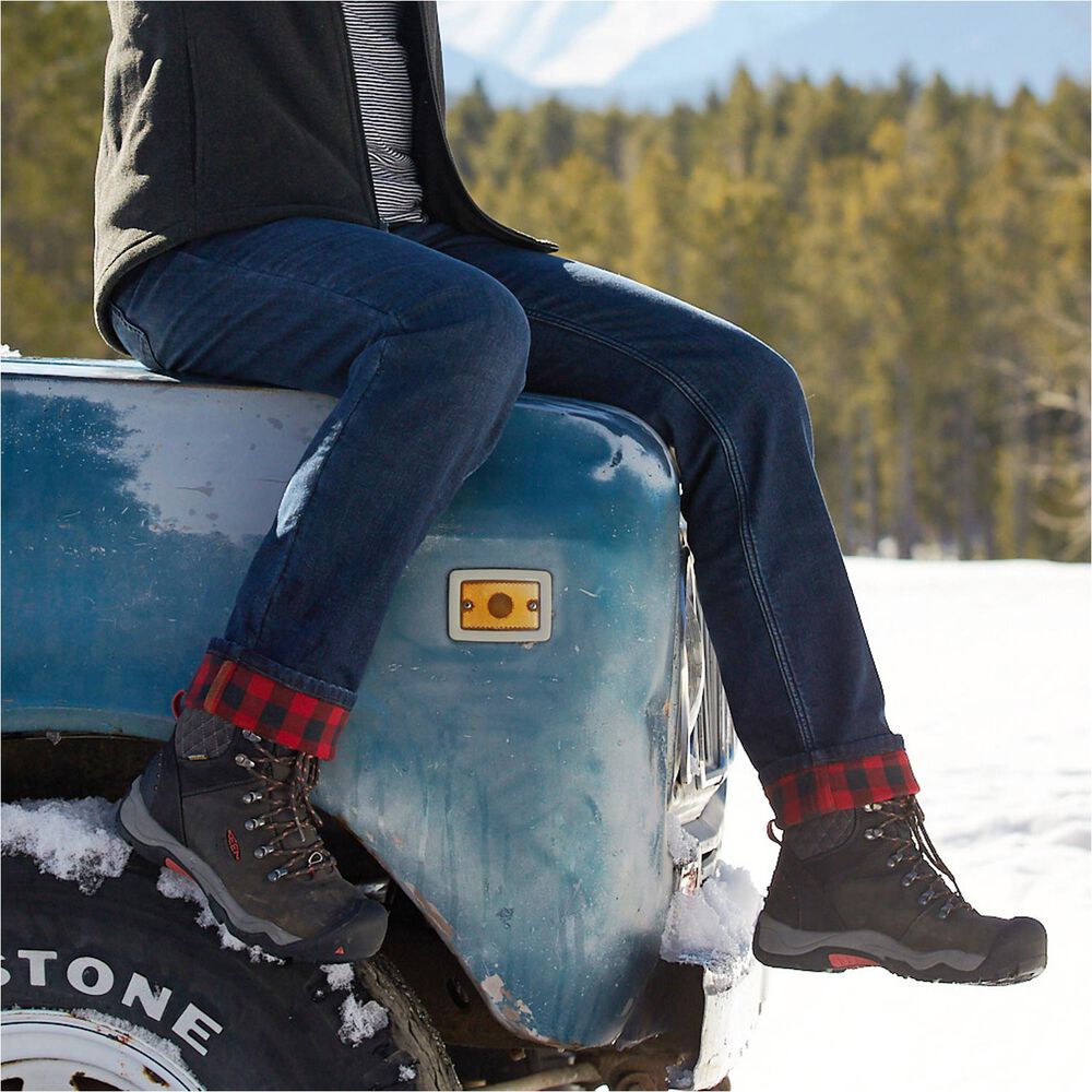 Women's Daily Denim Lined Straight Leg Jeans Main Image